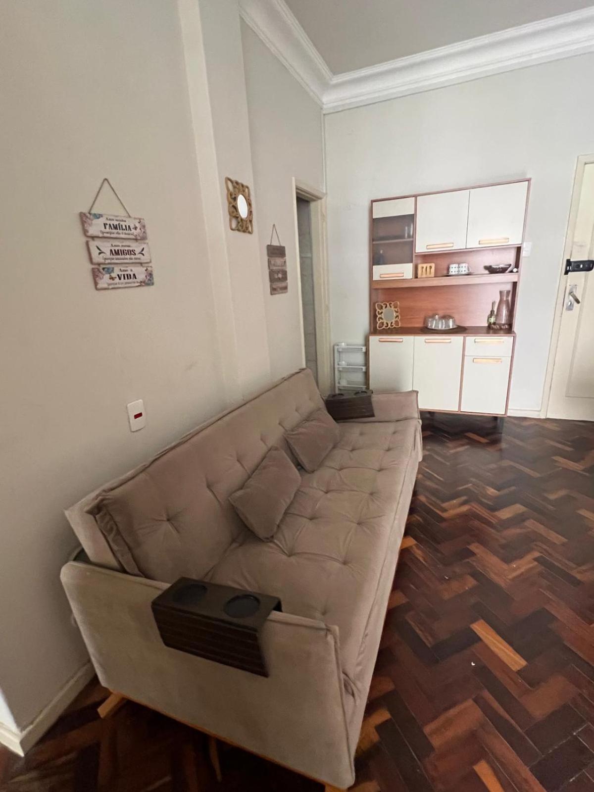 Rainha Elisabete Copacabana 85 Apartamento *